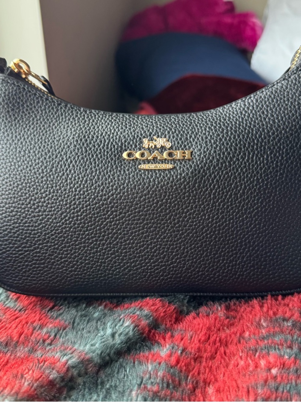 Coach Teri Shoulder Bag In Black - Picture 5 of 8